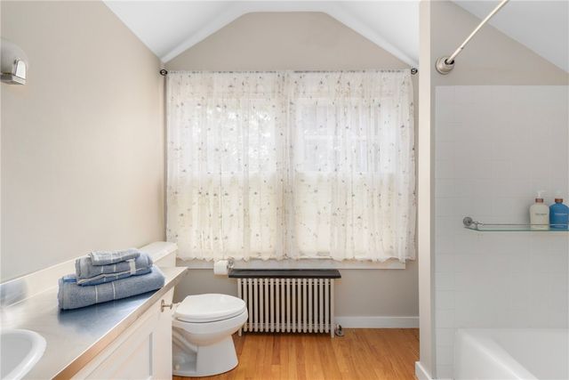 141 Coggeshall Avenue, Newport, RI 02840