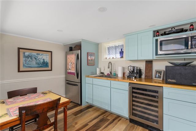 141 Coggeshall Avenue, Newport, RI 02840