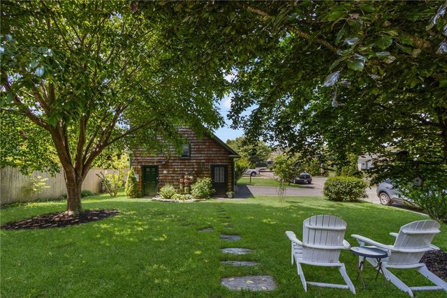 141 Coggeshall Avenue, Newport, RI 02840