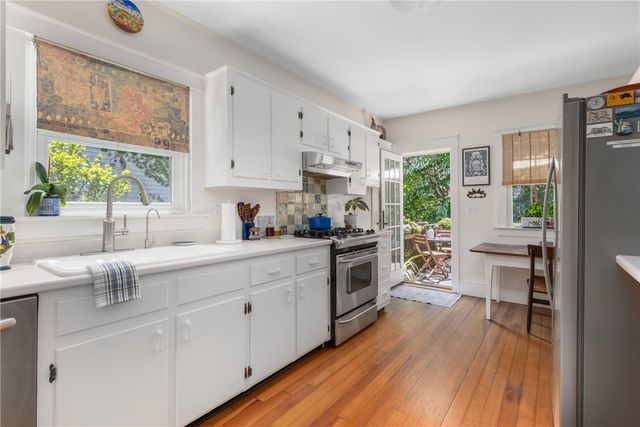 141 Coggeshall Avenue, Newport, RI 02840