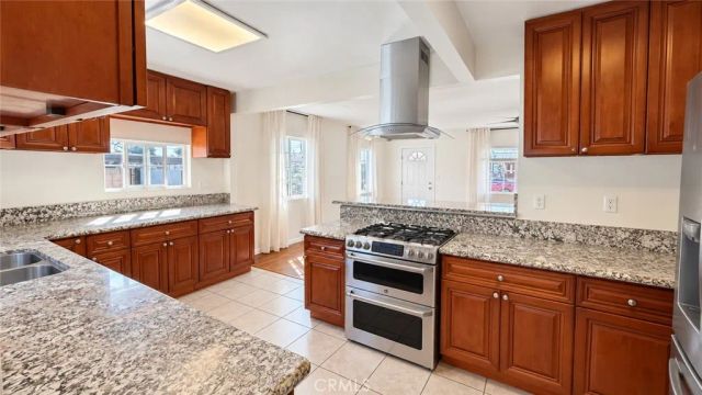 5752 Chestnut, Long Beach, CA 90805