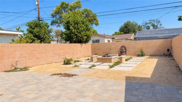 5752 Chestnut, Long Beach, CA 90805