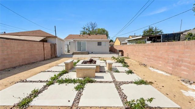 5752 Chestnut, Long Beach, CA 90805
