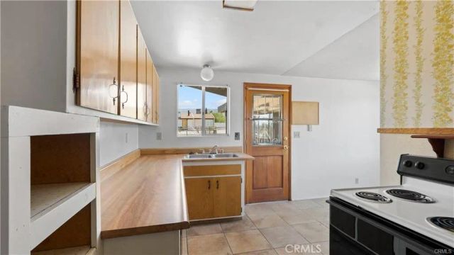 5491 Cahuilla Ave, 29 Palms, CA 92277