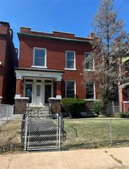 4537 Clarence Avenue, St Louis, MO 63115