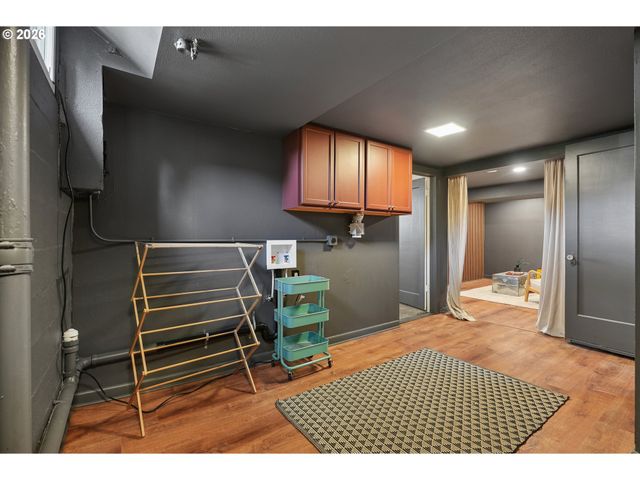 1917 Ne DEKUM St, Portland, OR 97211