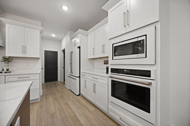 161 Summer Breeze Drive, Somerset, KY 42503