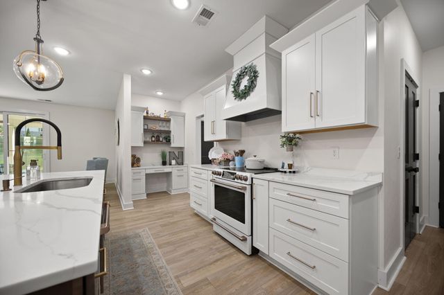 161 Summer Breeze Drive, Somerset, KY 42503