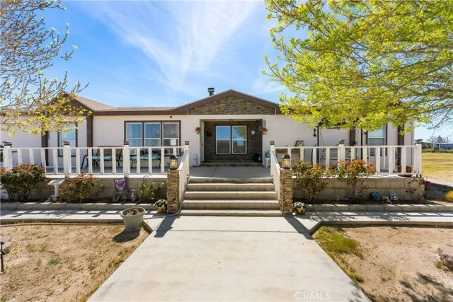 9890 Sue Ave, Rosamond, CA 93560