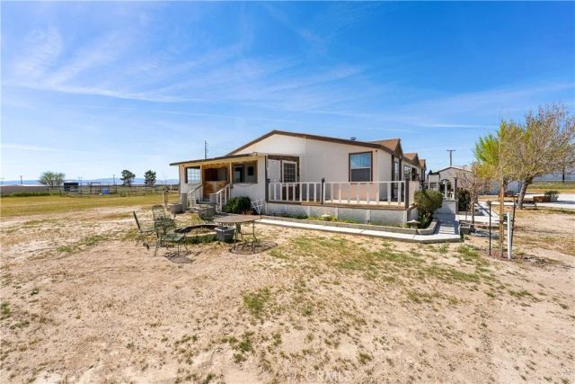 9890 Sue Ave, Rosamond, CA 93560