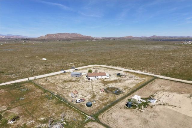 9890 Sue Ave, Rosamond, CA 93560