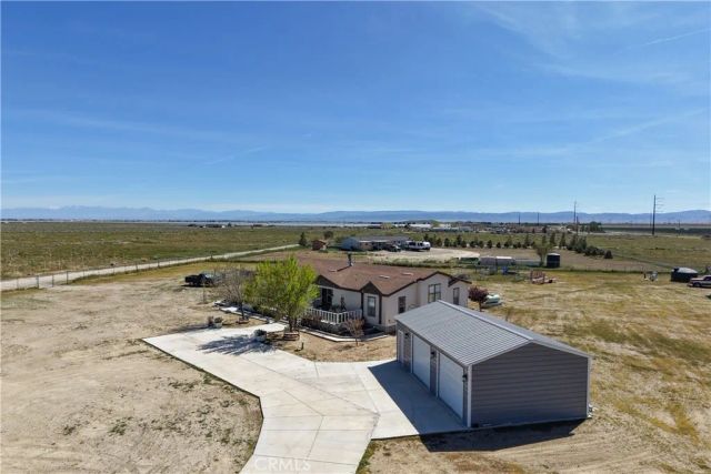 9890 Sue Ave, Rosamond, CA 93560