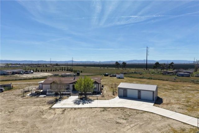 9890 Sue Ave, Rosamond, CA 93560