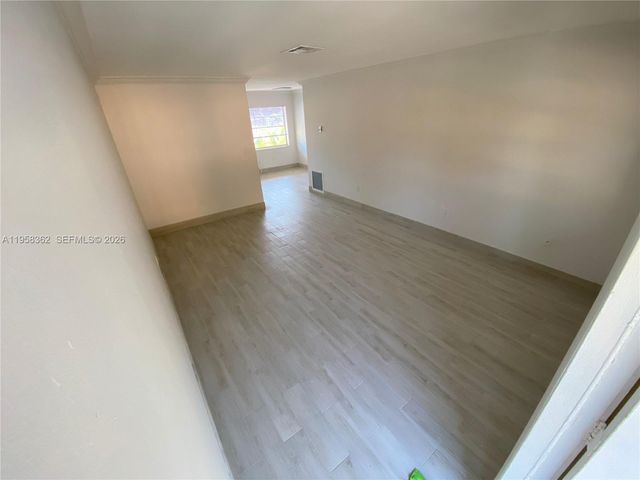 3019 SW 68th Ter 6, Miramar, FL 33023