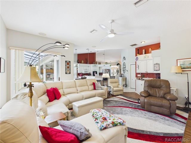 277 E Liberty Street, Hernando, FL 34442