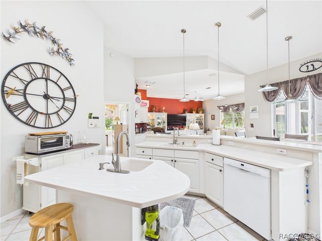 277 E Liberty Street, Hernando, FL 34442