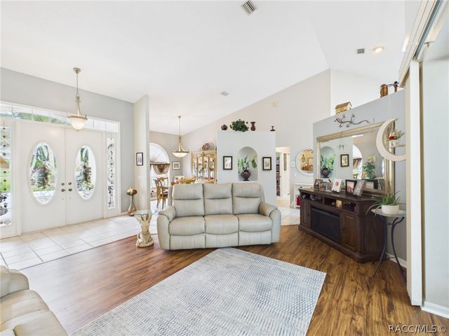 277 E Liberty Street, Hernando, FL 34442