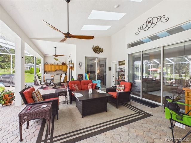 277 E Liberty Street, Hernando, FL 34442
