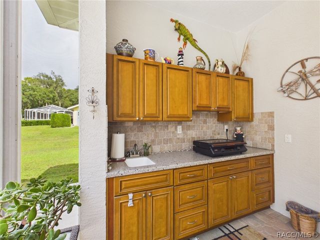 277 E Liberty Street, Hernando, FL 34442
