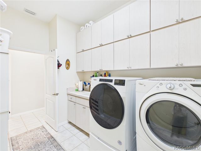 277 E Liberty Street, Hernando, FL 34442