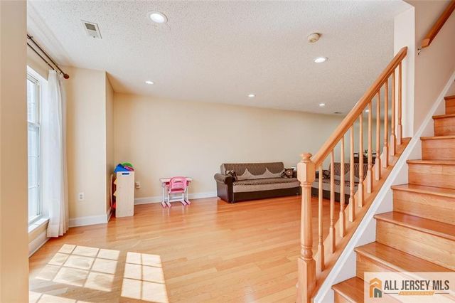 1 Rachel Court, South Brunswick, NJ 08824