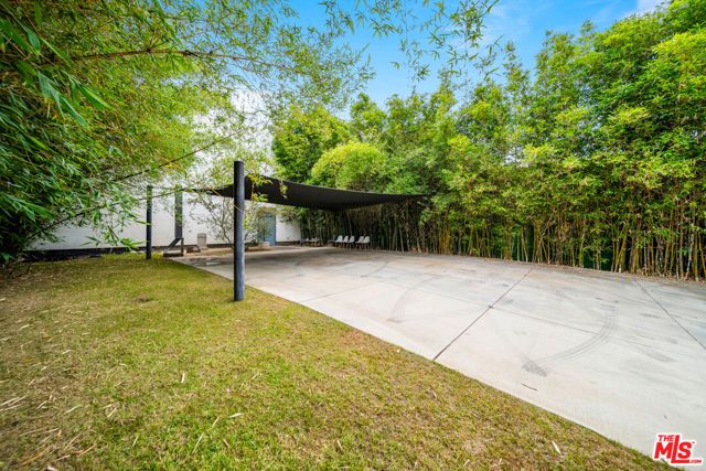 816 Seward Street, Los Angeles, CA 90038