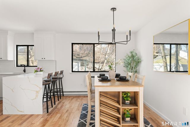 60 Lawn Avenue APT 21, Stamford, CT 06902