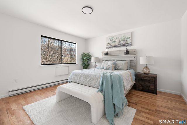 60 Lawn Avenue APT 21, Stamford, CT 06902