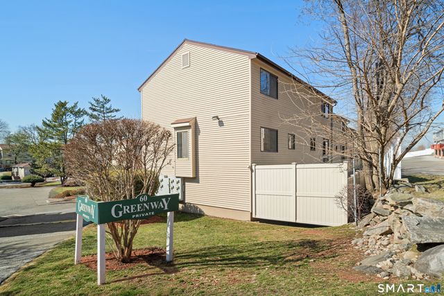 60 Lawn Avenue APT 21, Stamford, CT 06902