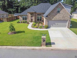 108 Abby Gail Lane, Perry, GA 31069