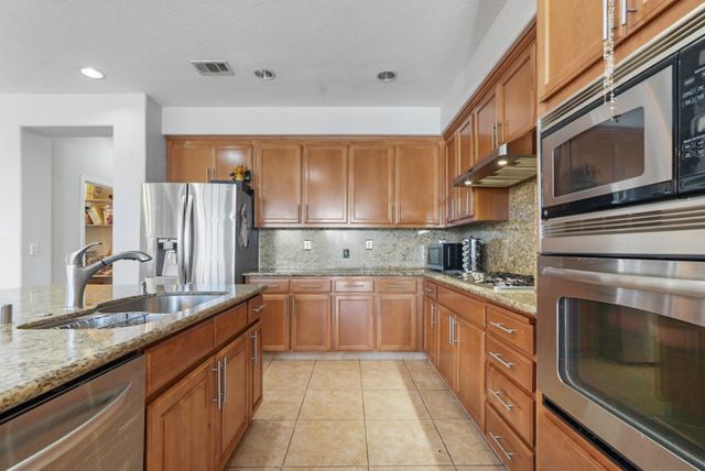 16501 Upper Pasture, Lathrop, CA 95330