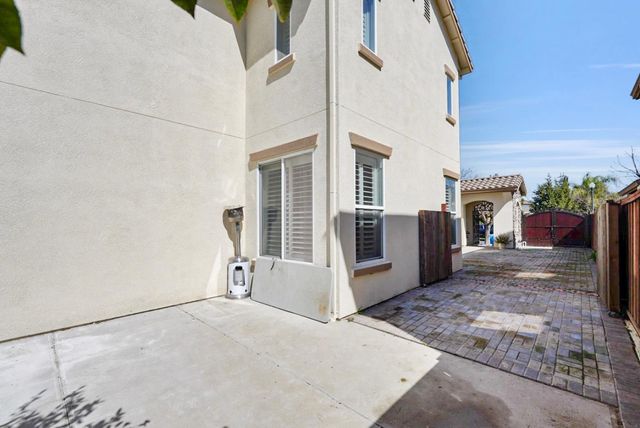 16501 Upper Pasture, Lathrop, CA 95330