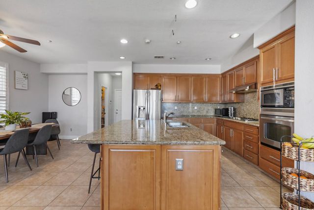 16501 Upper Pasture, Lathrop, CA 95330