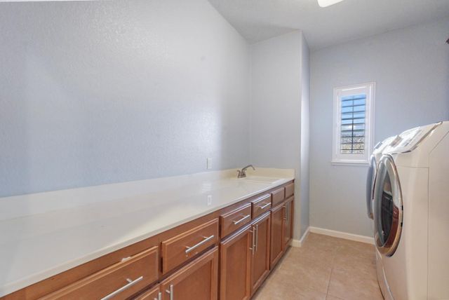 16501 Upper Pasture, Lathrop, CA 95330