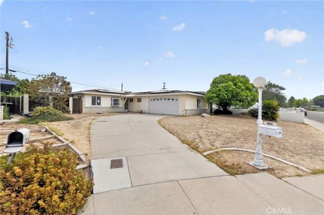 3804 Laverne, Bakersfield, CA 93309