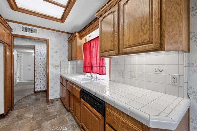 3804 Laverne, Bakersfield, CA 93309