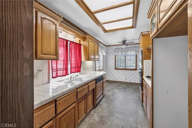 3804 Laverne, Bakersfield, CA 93309