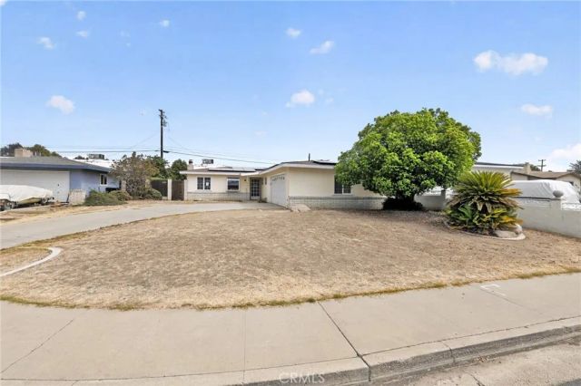 3804 Laverne, Bakersfield, CA 93309