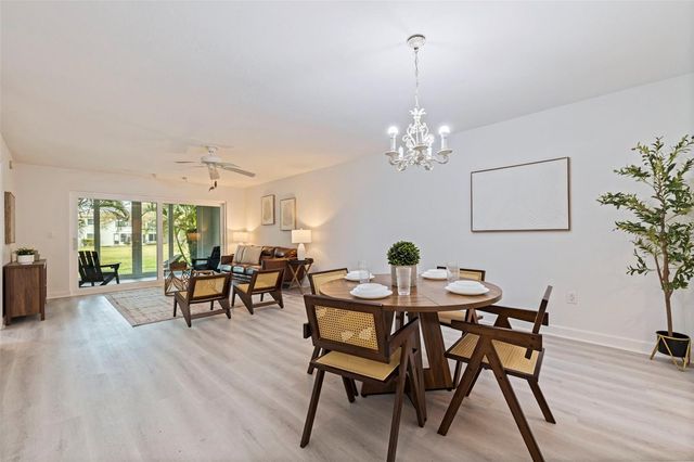 4480 OVERLOOK DRIVE NE 10, St Petersburg, FL 33703