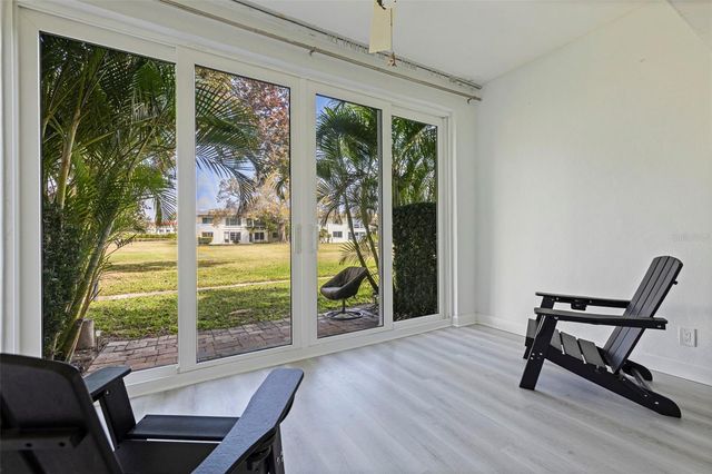 4480 OVERLOOK DRIVE NE 10, St Petersburg, FL 33703