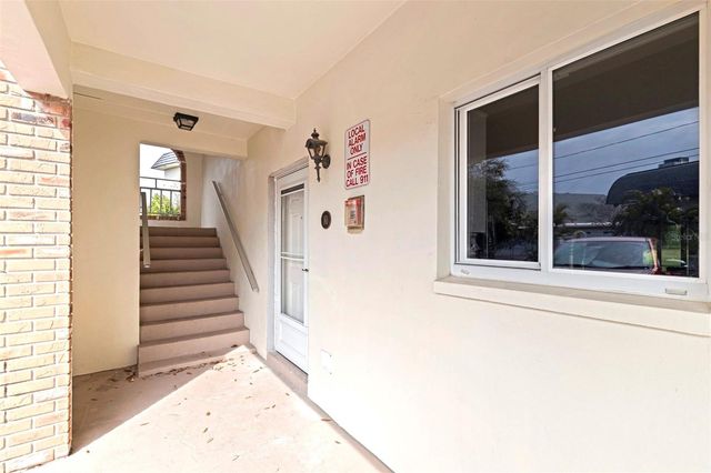 4480 OVERLOOK DRIVE NE 10, St Petersburg, FL 33703