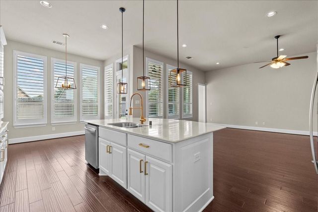 1117 Hancock Springs Lane, Friendswood, TX 77546