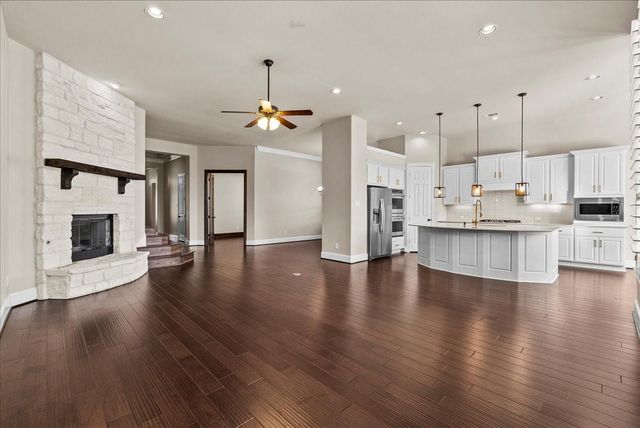 1117 Hancock Springs Lane, Friendswood, TX 77546