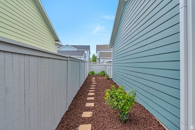 5062 W MELLOW WAY, South Jordan, UT 84009