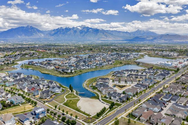 5062 W MELLOW WAY, South Jordan, UT 84009