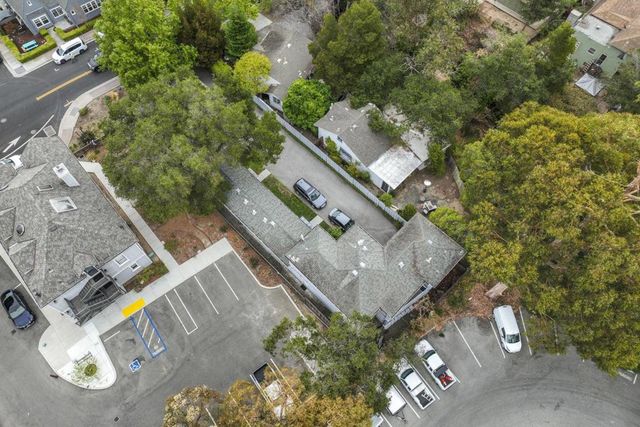 1220 Sixth Avenue, Belmont, CA 94002