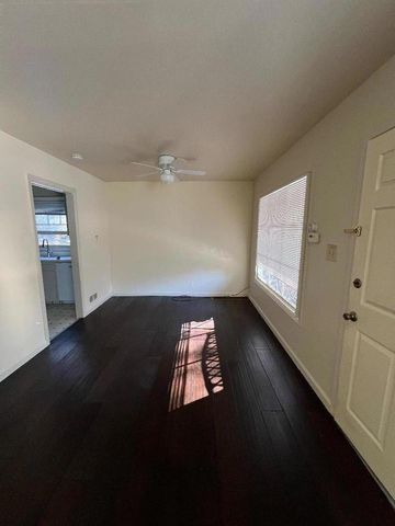 1220 Sixth Avenue, Belmont, CA 94002