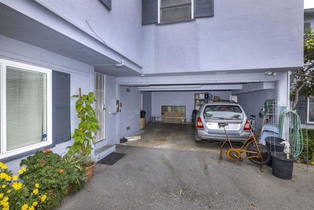 1220 Sixth Avenue, Belmont, CA 94002