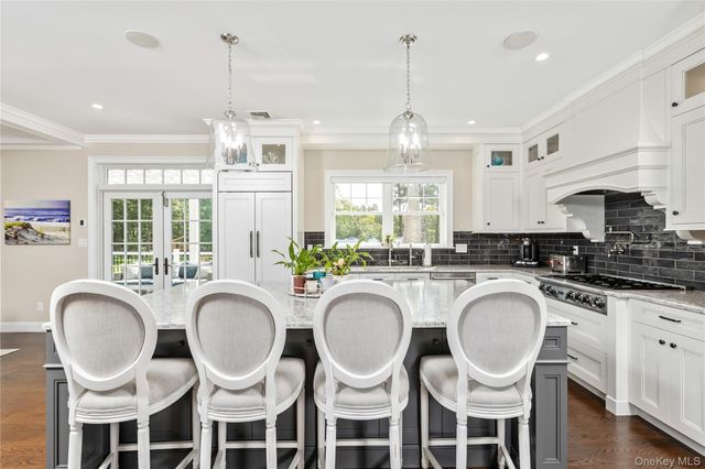 39 Blackberry Lane, Center Moriches, NY 11934