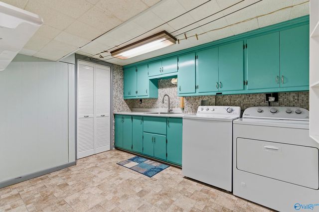 3209 Bluecrest Street SW, Huntsville, AL 35805